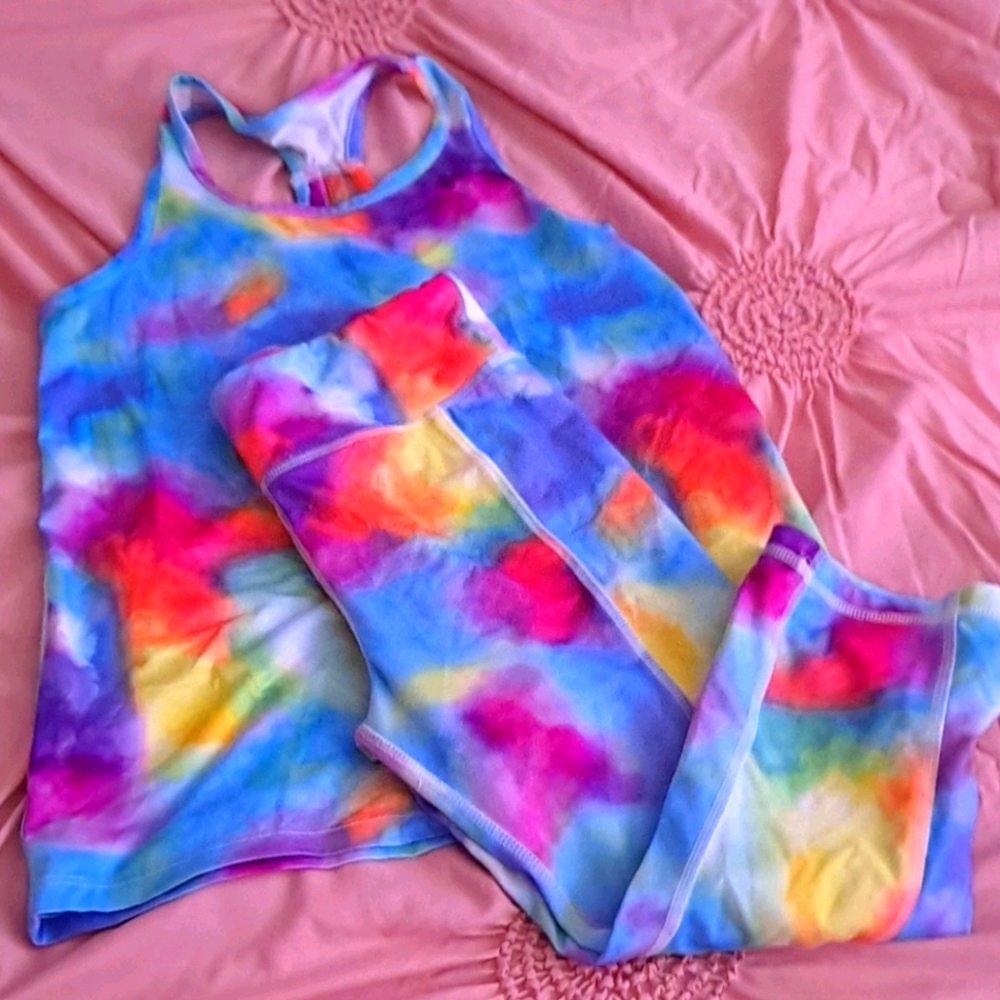 Girls tie dye tank top and leggings